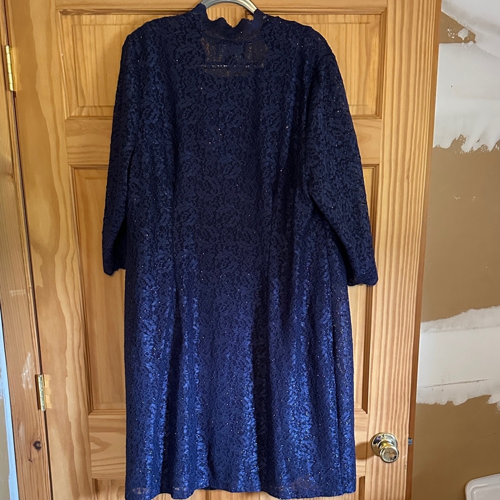 Alex Evenings Midnight Lace Ensemble - Picture 8 of 8